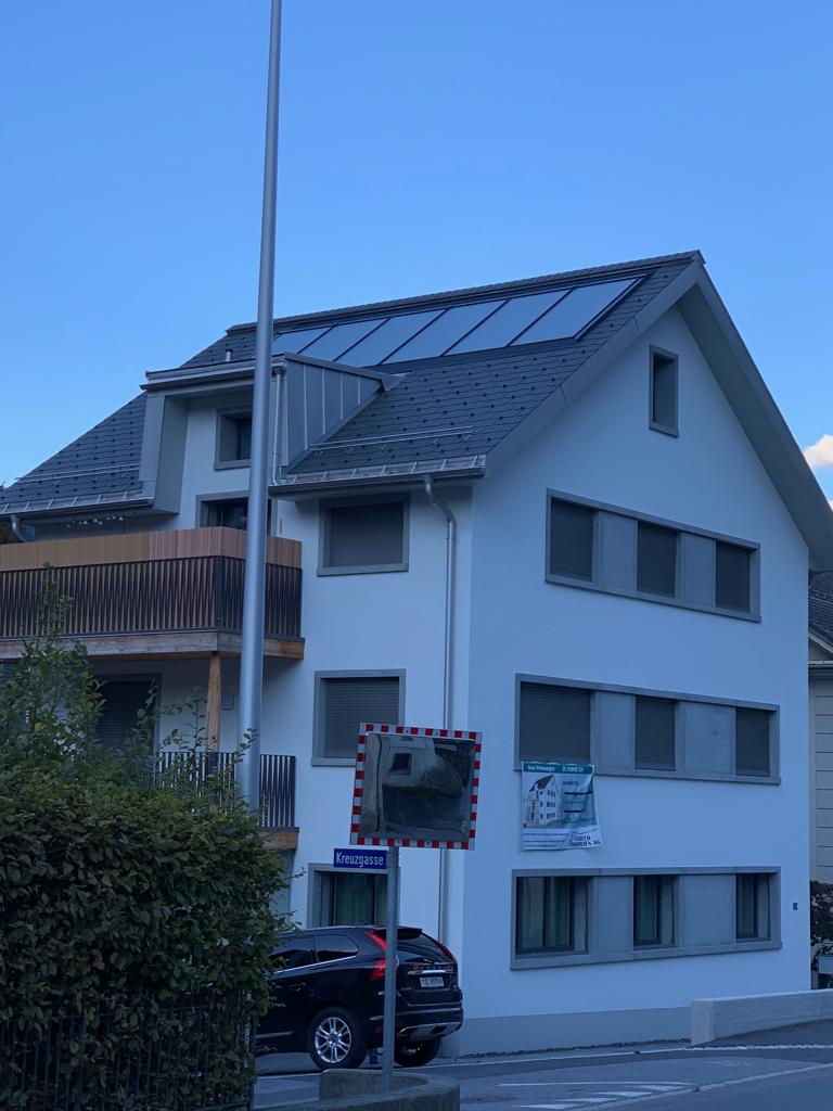 Luft-Wasser-Wärmepumpenheizung mit Solaranlage