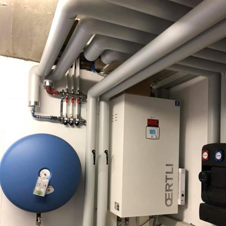 Luft-Wasser-Wärmepumpenheizung Aussenaufstellung in Split-Ausführung